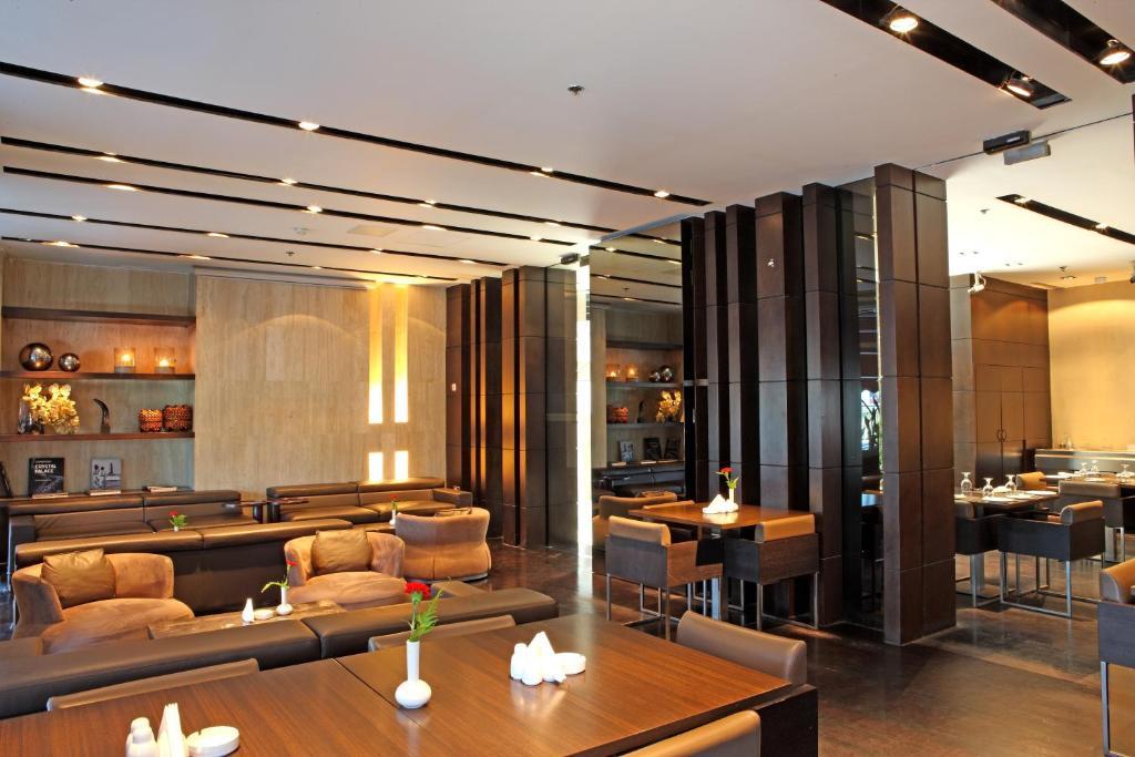 Sea View Hotel Dubai Exterior photo